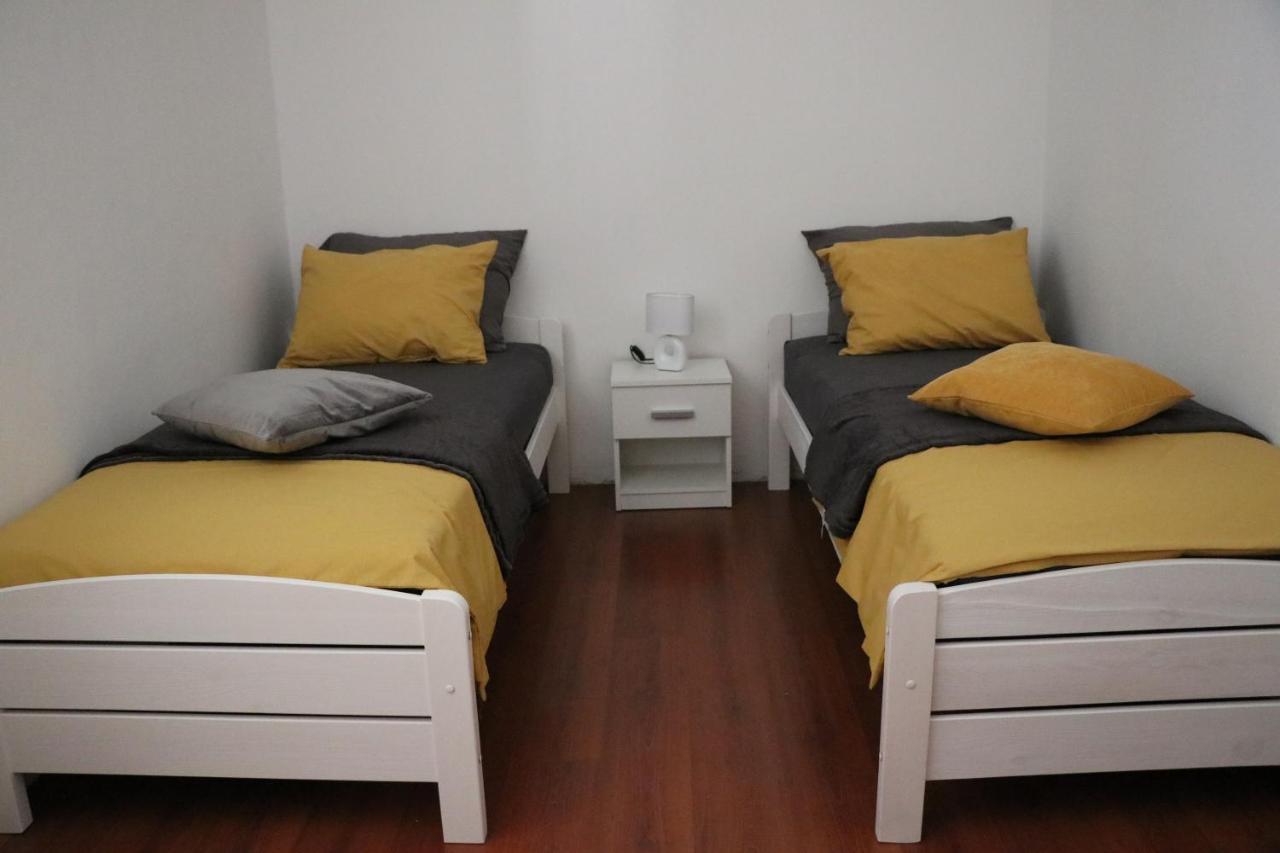 Nona Lili Apartment Izola Extérieur photo