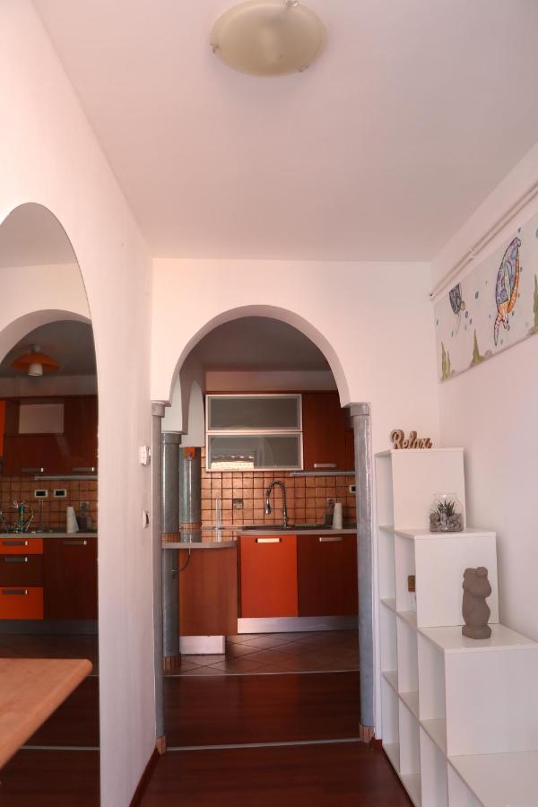 Nona Lili Apartment Izola Extérieur photo