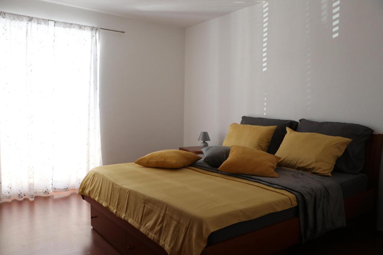 Nona Lili Apartment Izola Extérieur photo